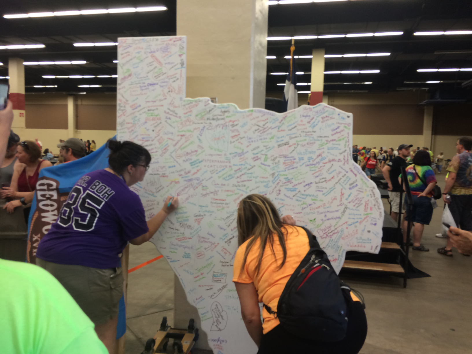 geowoodstock log sign.jpg